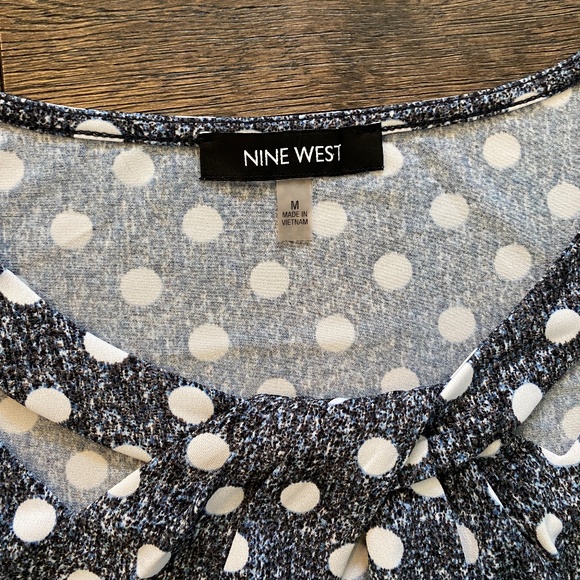 Nine West Sleeveless Top, M, EUC, Blue with White polka dots - Picture 7 of 8